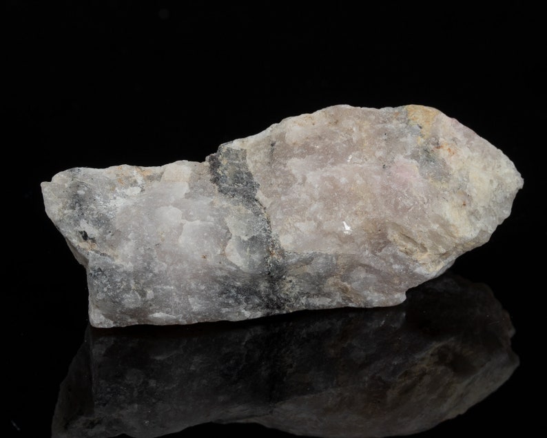 Seltener fluoreszierender TUGTUPIT Berylllit Naturkristall Stein 0,96 g 3497T GRÖNLAND Bild 3