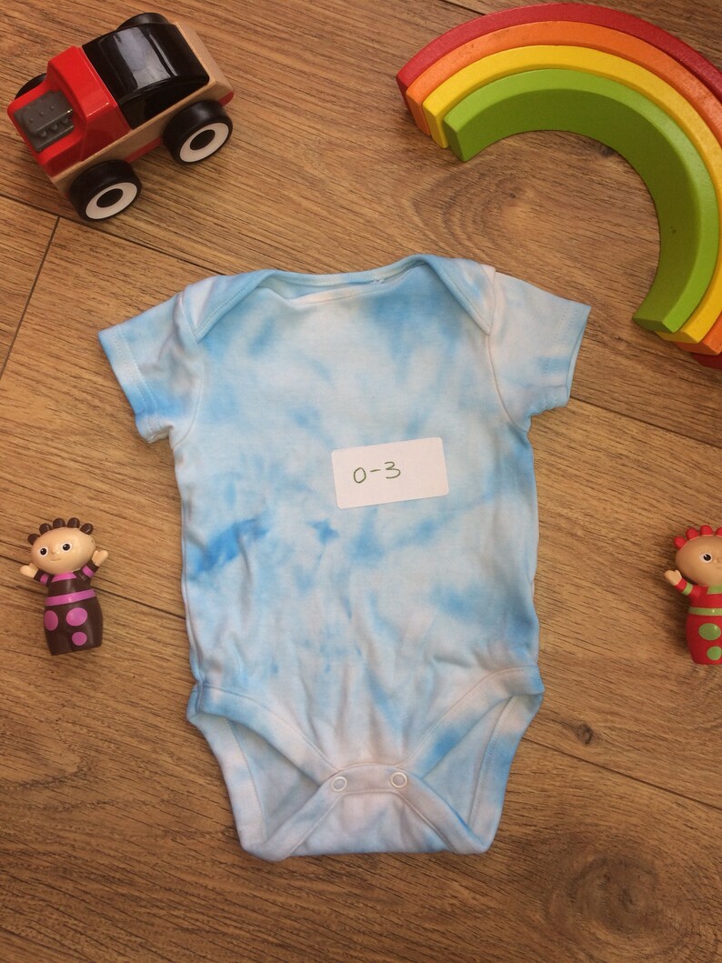 Tie dye 0-3 months vest blue boy babygrow tie dye babies outfit short sleeve vest hippie boho gift babyshower tye dye gift newborn gifts