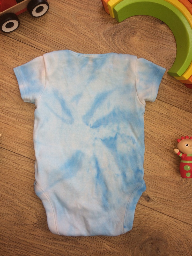 Tie dye 0-3 months vest blue boy babygrow tie dye babies outfit short sleeve vest hippie boho gift babyshower tye dye gift newborn gifts
