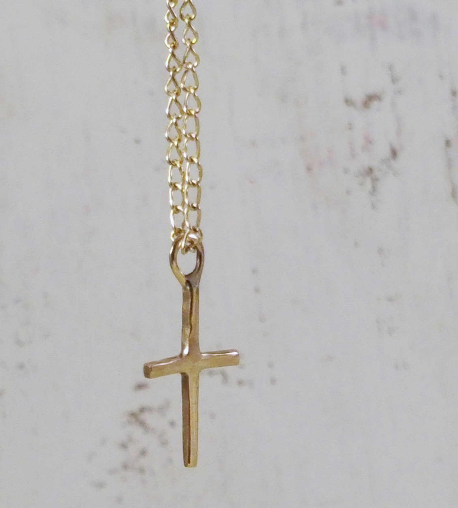 Hand Made 9ct Soild Gold Cross and Chain. Gold Cross on a Beautiful