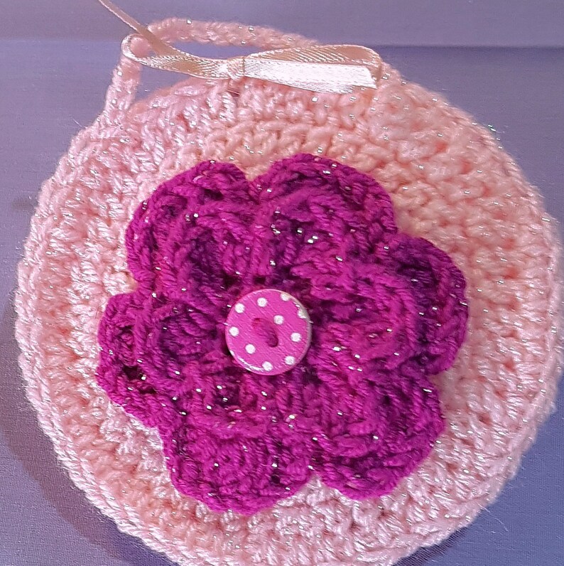 Pretty Crochet Circular Hanging Lavender Sachet In Sparkly Pink with a Sparkly Magenta Flower