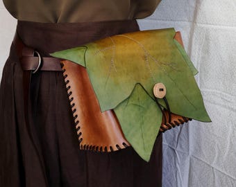 Leren etui met klimopbladmotief | Elfen fantasie heuptasje | Handgemaakt middeleeuws etui | LARP bosdruïde accessoire