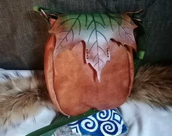 Leather Maple Leaf Bag, Wood Elf Shoulder Bag | Fantasy Larp Ranger Elf RPG Sca Fairy Celtic