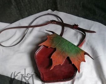 Shoulder Maple Leaf Bag in genuine leather // Fantasy Larp Ranger Elf RPG Sca Fairy Celtic