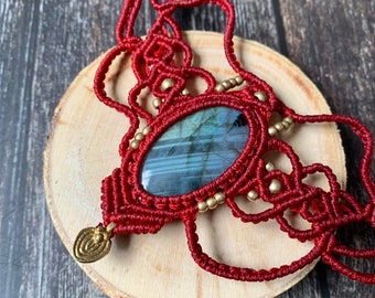 Stunning Ornate Labradorite Flashy Red Macrame Necklace Bohemian Hippie Tribal Festival Adjustable