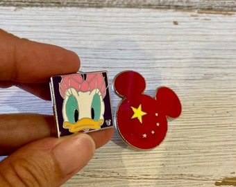 Mickey and Donald Pins, Collectible Disney pins, Two enamel pins, Two Pinback buttons