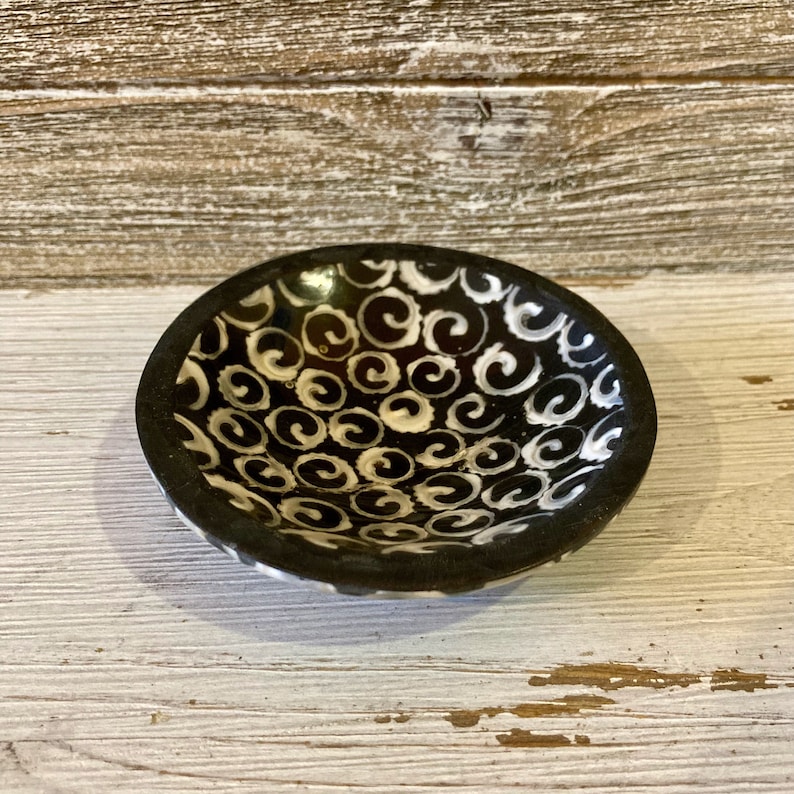 Small sea shell Jewelry dish, Trinket dish, Ring dish, Black clay with sliced sea shells inlay Jewelry Catchall, Decorative Nautical dish image 1