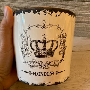 Ceramic Planter Pot, Handmade pot, London plant pot, England pottery, Decorative white ceramic pot with royal crown decoration, image 5