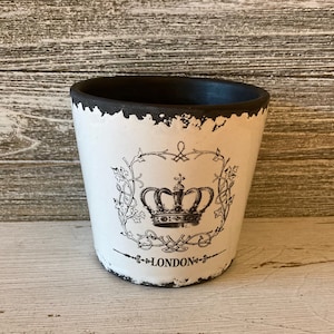 Ceramic Planter Pot, Handmade pot, London plant pot, England pottery, Decorative white ceramic pot with royal crown decoration, image 1