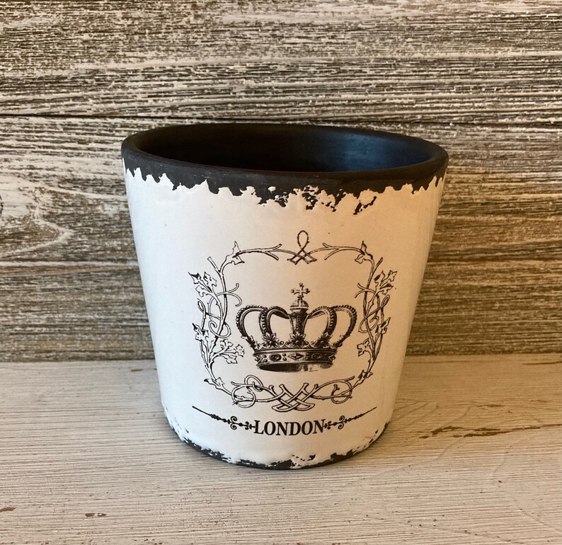 Ceramic Planter Pot, Handmade pot, London plant pot, England pottery, Decorative white ceramic pot with royal crown decoration, image 1