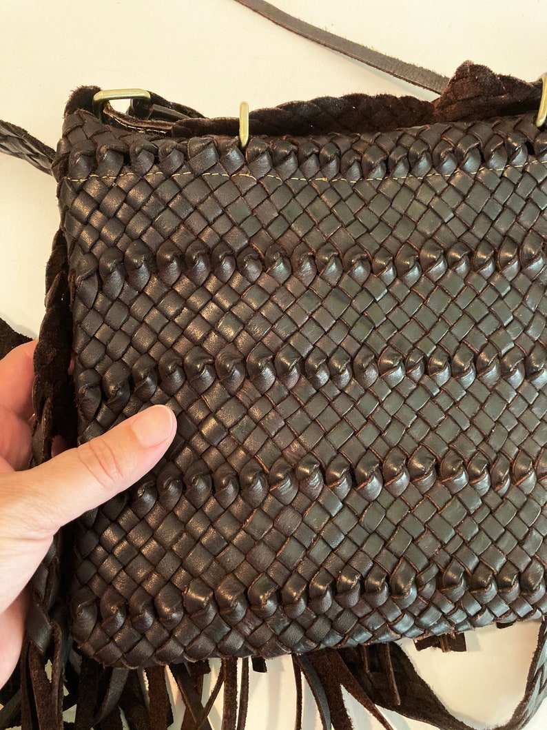 Vintage Leather Purse, Woven flap-top shoulder bag, Woven braided pattern finished with long fringes, Vintage western Purse, image 7