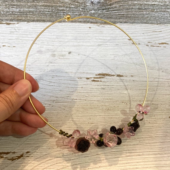 Floral Choker Necklace in pink and purple, Beaded… - image 3