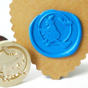 FLYING WITCH under moonlight Wax Seal Stamp / Wedding Invitation / Witch on a Broom / Halloween Stamp / Gothic Style (ref : M)