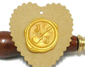 Sello de lacre personalizado con iniciales de guitarra: Invitación de boda personalizada
