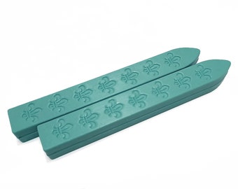 2 x TURQUOISE wax Stick (no wick Fleur de lis pattern) Wax Seal Stamp / Wedding Invite / Birthday Party Invitation Stamp (ref : AK)