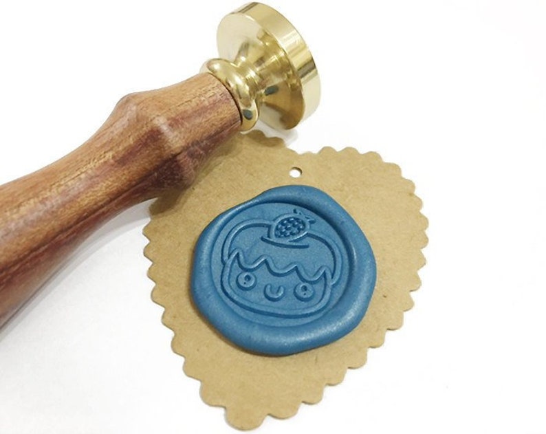 LOVELY STRAWBERRY CUPCAKE Wax Seal Stamp Wedding Invite Birthday Party Invitation Gift Box Set