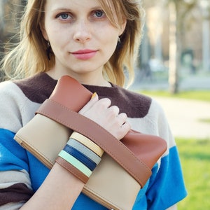 Clutch purse with glove handle sale