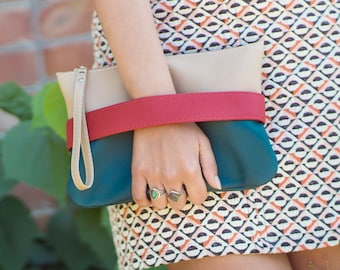 Boho clutch bag Vegan leather purse Teal clutch purse Small crossbody purse for women Colorful wristlet clutch with handle Mini handbag