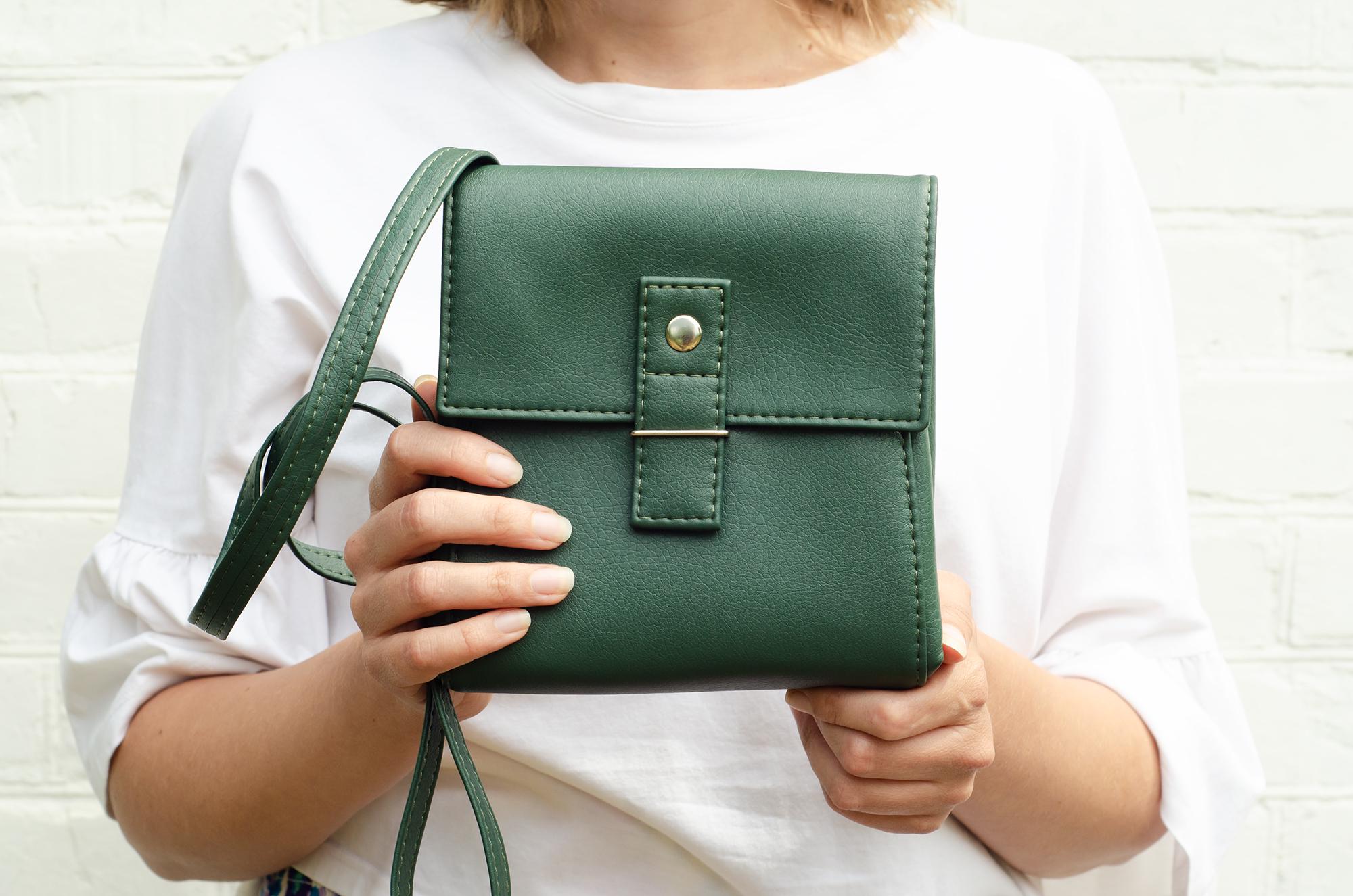 Small Crossbody Bag Women Vegan Leather Cross Body Phone Purse 