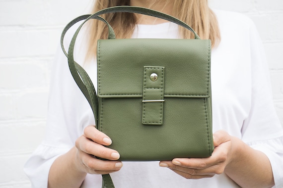 Small crossbody purse Vegan leather crossbody bag Mini crossbody phone  purse Small cross body bag Vegan gift women Green small purse