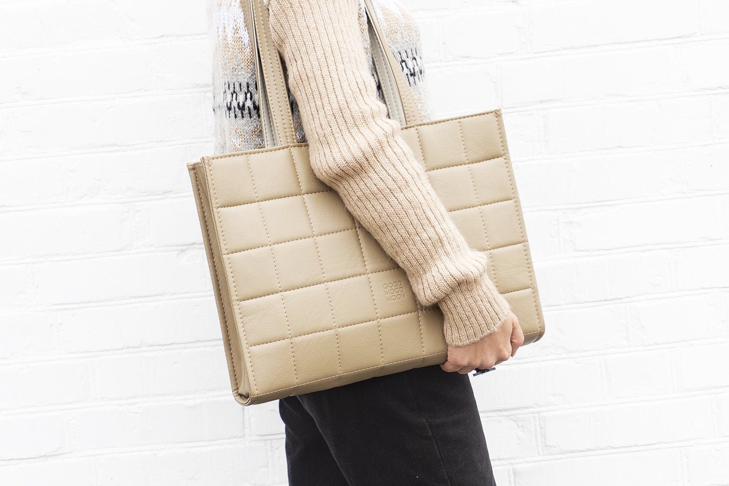 Béis 'The Work Tote' in Beige - Small Work Bag for Women & Laptop Bag