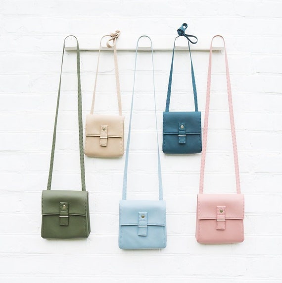 Small Crossbody Bag Women Vegan Leather Cross Body Phone  display picture 1