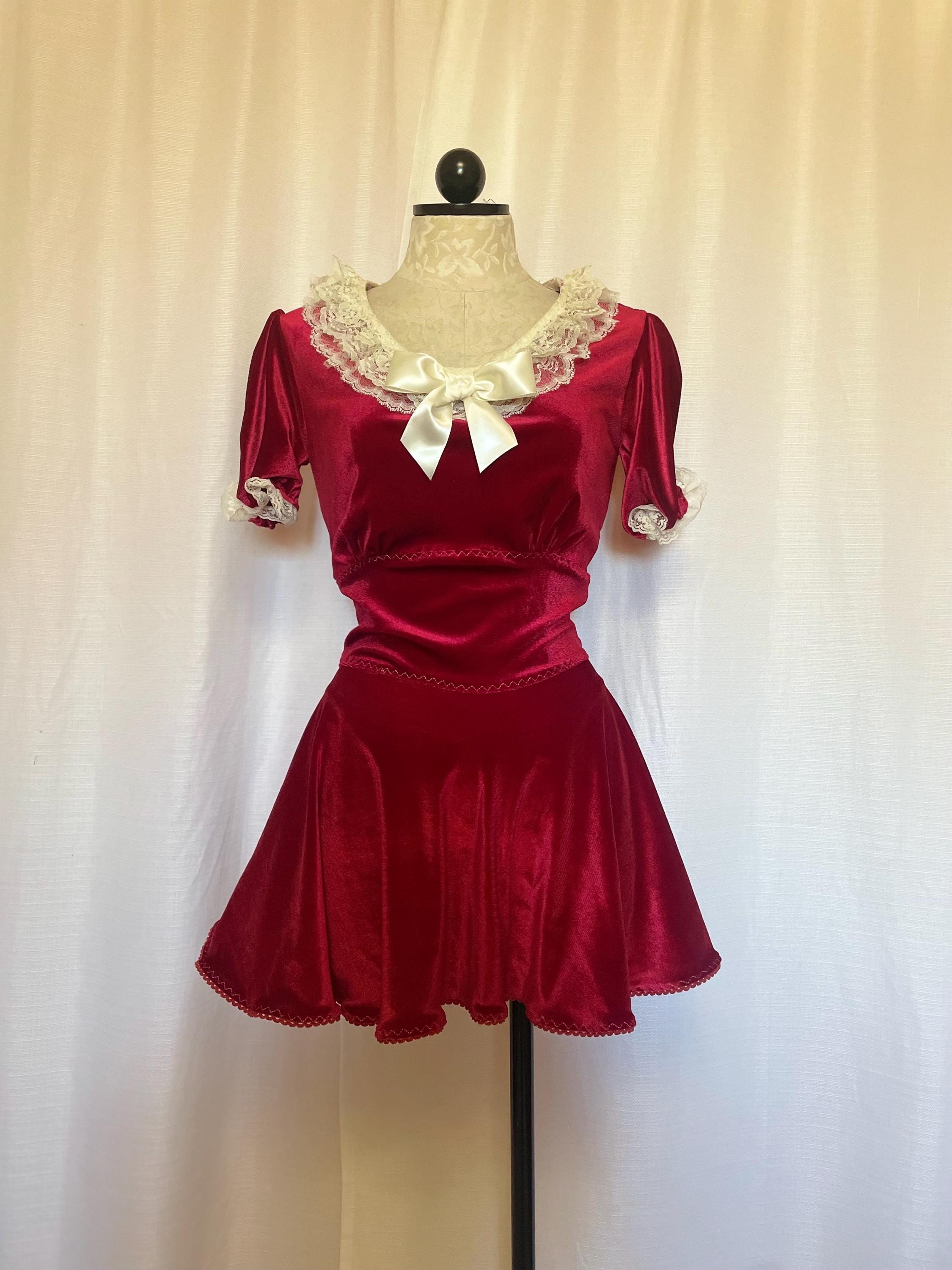 courtney love dress 90s Courtney Love's fashion moments in the 90s-00s : r/popculturechat