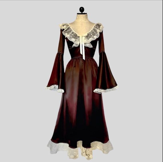 chinese dress ladies A-Line V Neck Long Sleeve Burgundy Lace Chiffon Formal Dress main image 1