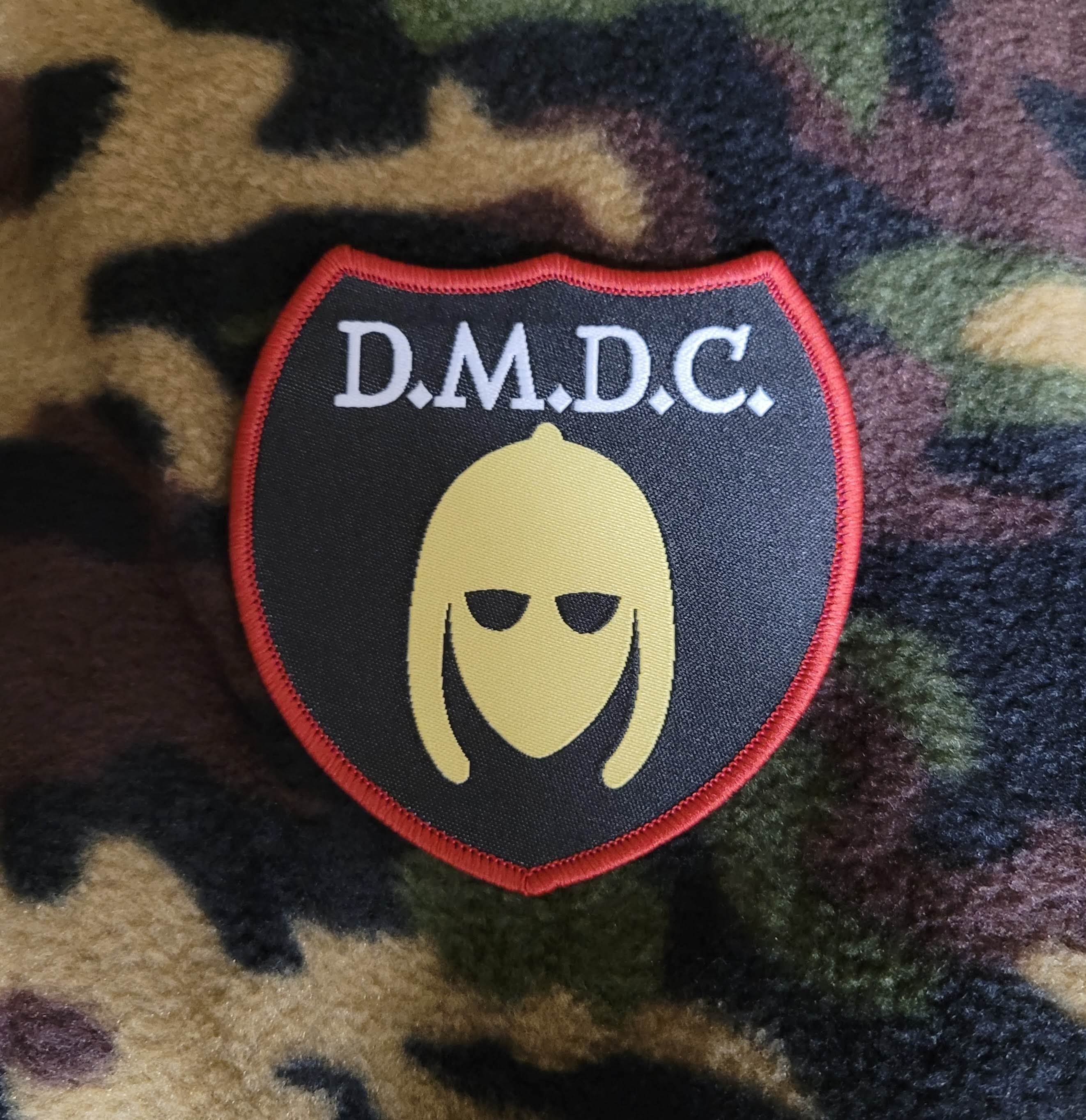 DMDC Fleece Danebury Metal Detecting Club Camo Zippered Sweater (as ...