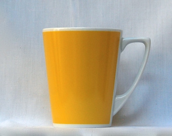 Winner's Jersey Yellow Latte-sized Cup