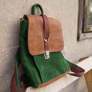 Vagabond BACKPACK green leather image 1