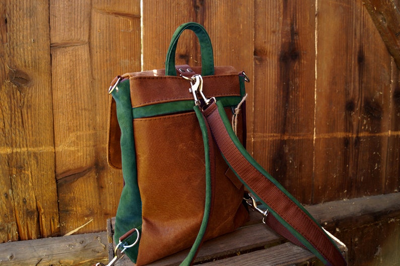 Vagabond BACKPACK green leather image 3