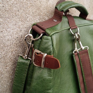 LILITH backpack / bag green leather image 8