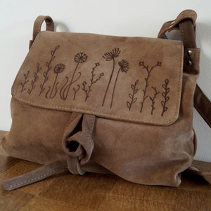 BARONESSA leather bag grass green suede MEADOW flowers image 3