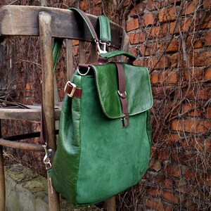 LILITH backpack / bag green leather image 9