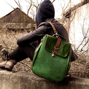 LILITH backpack / bag green leather