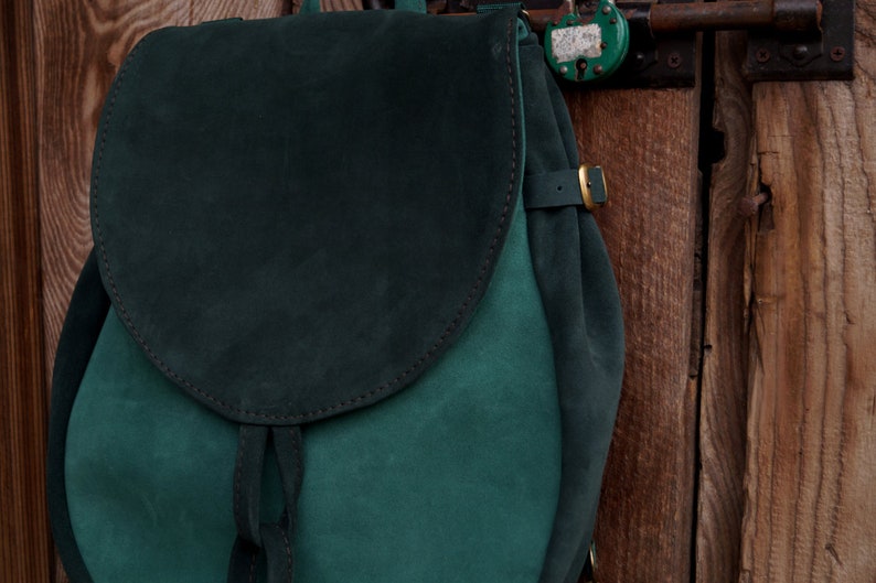 LIZBETH Backpack / Bag Natural Suede Cold Greens image 3