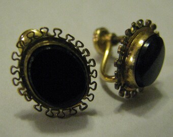 SALE/Delicate Vintage 12 K Gold filled, black onyx stone clip earrings