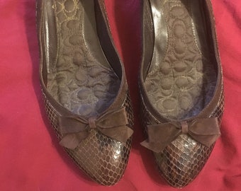 Vintage Coach Brown Leather Snake skin Suede Bow Ballet Flats, womens size 7B, sz 7 Made in Italy. Breakfast at Tiffany's