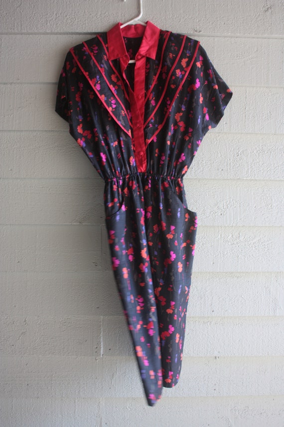 80s does 60s Shirtdress Pencil dress. Buttons up … - image 3