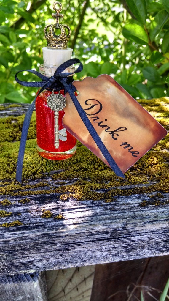 Queen Of Hearts Alice In Wonderland Decorations Drink Me Etsy