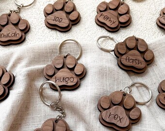 Personalized Dog Name Keychain - Pet Name Keychain - Gift for Pet Lovers - Dog Paw Keychain - Dog Name Keepsake - Pet Memorial Gift
