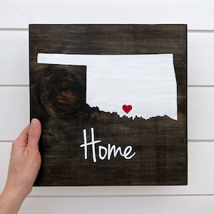 Oklahoma Wood Sign | Home State Sign | Oklahoma Wall Decor | Oklahoma Art | Oklahoma Gift | Graduation Gift | Gift for Parents