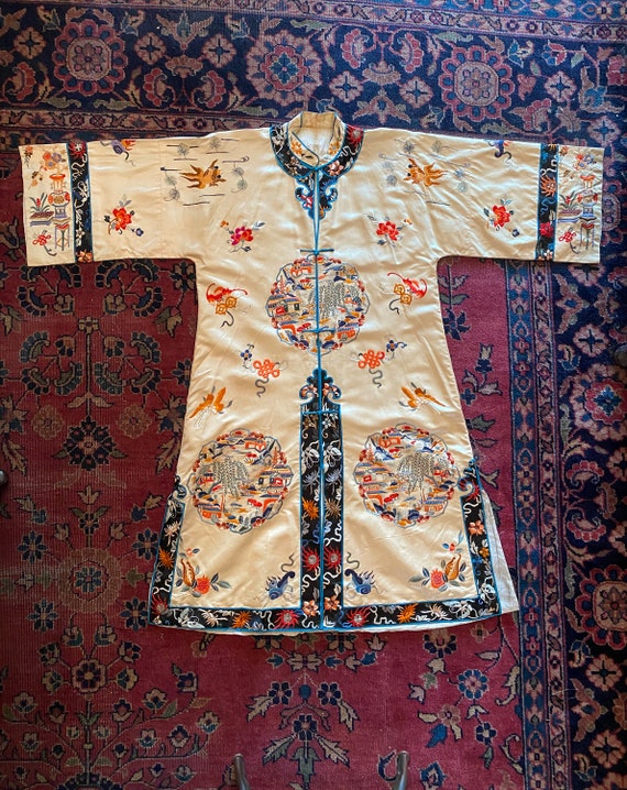Vintage Couture 1920s 1930s Chinese ivory silk emb