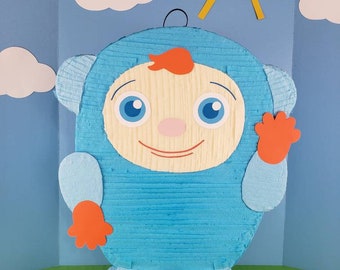 Peekaboo Pinata. Baby First Party.