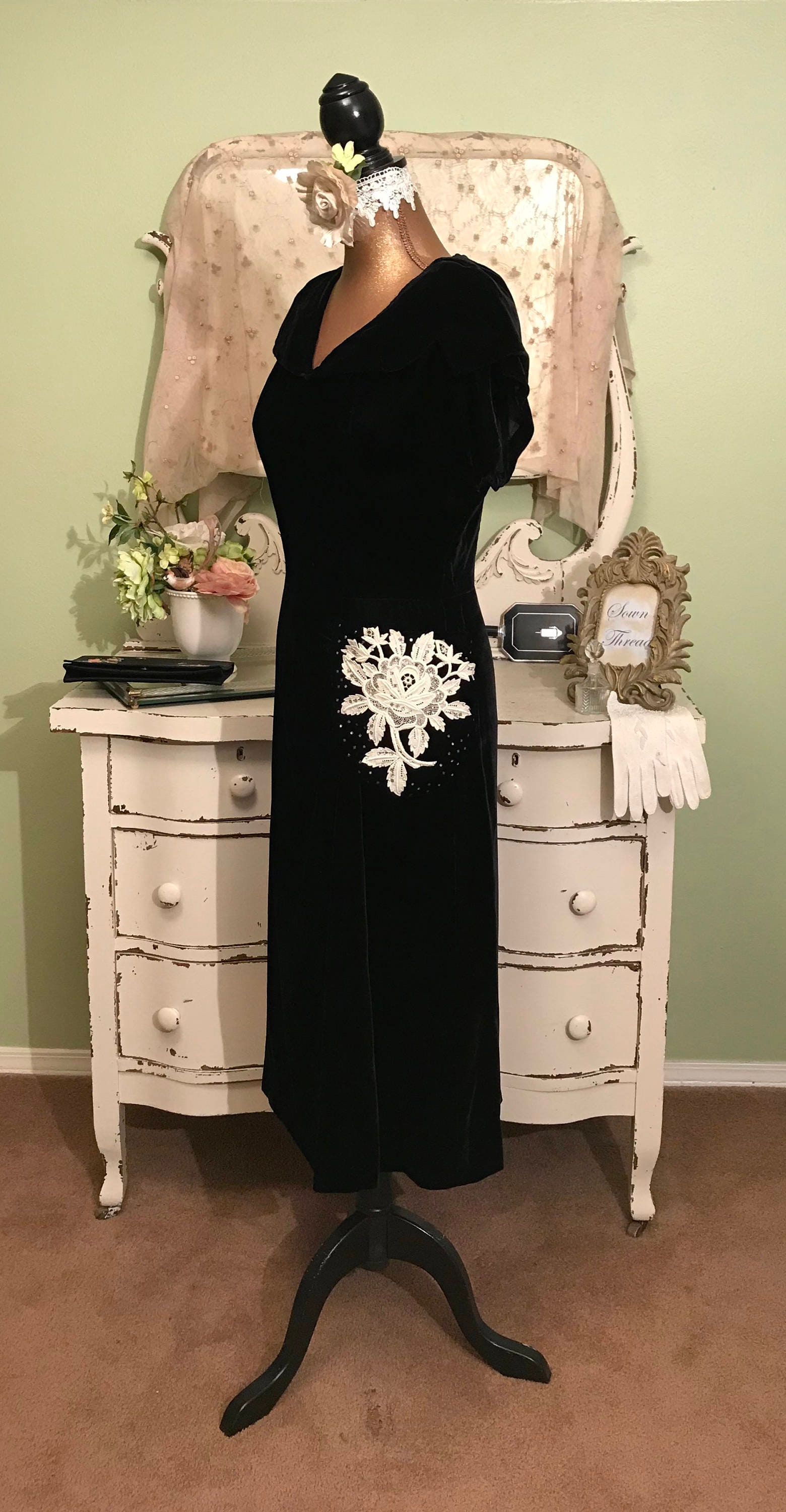 elegant and glam formal boutique