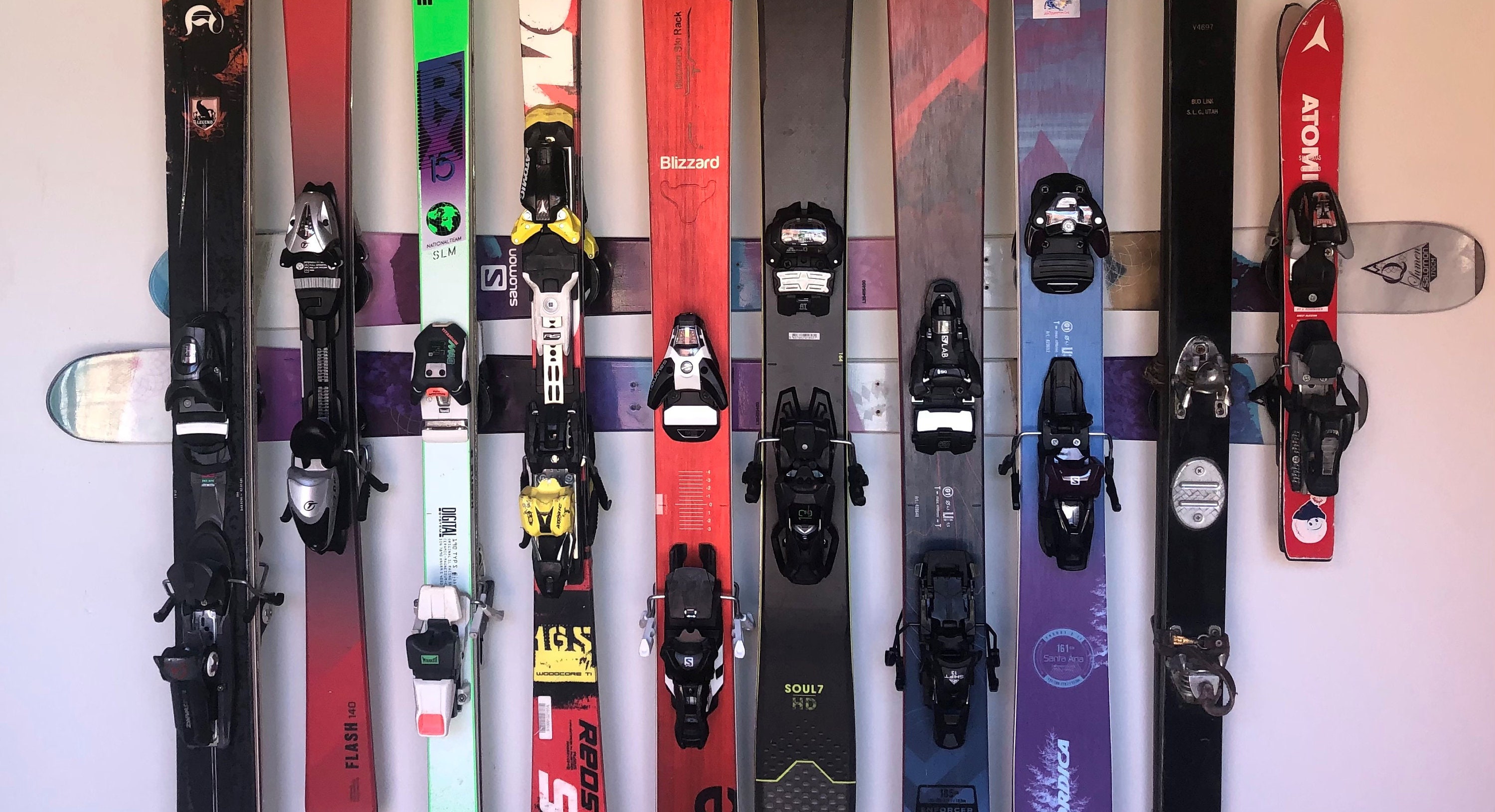 Support de ski mural 9 - 16 paires : Équipement du local à skis