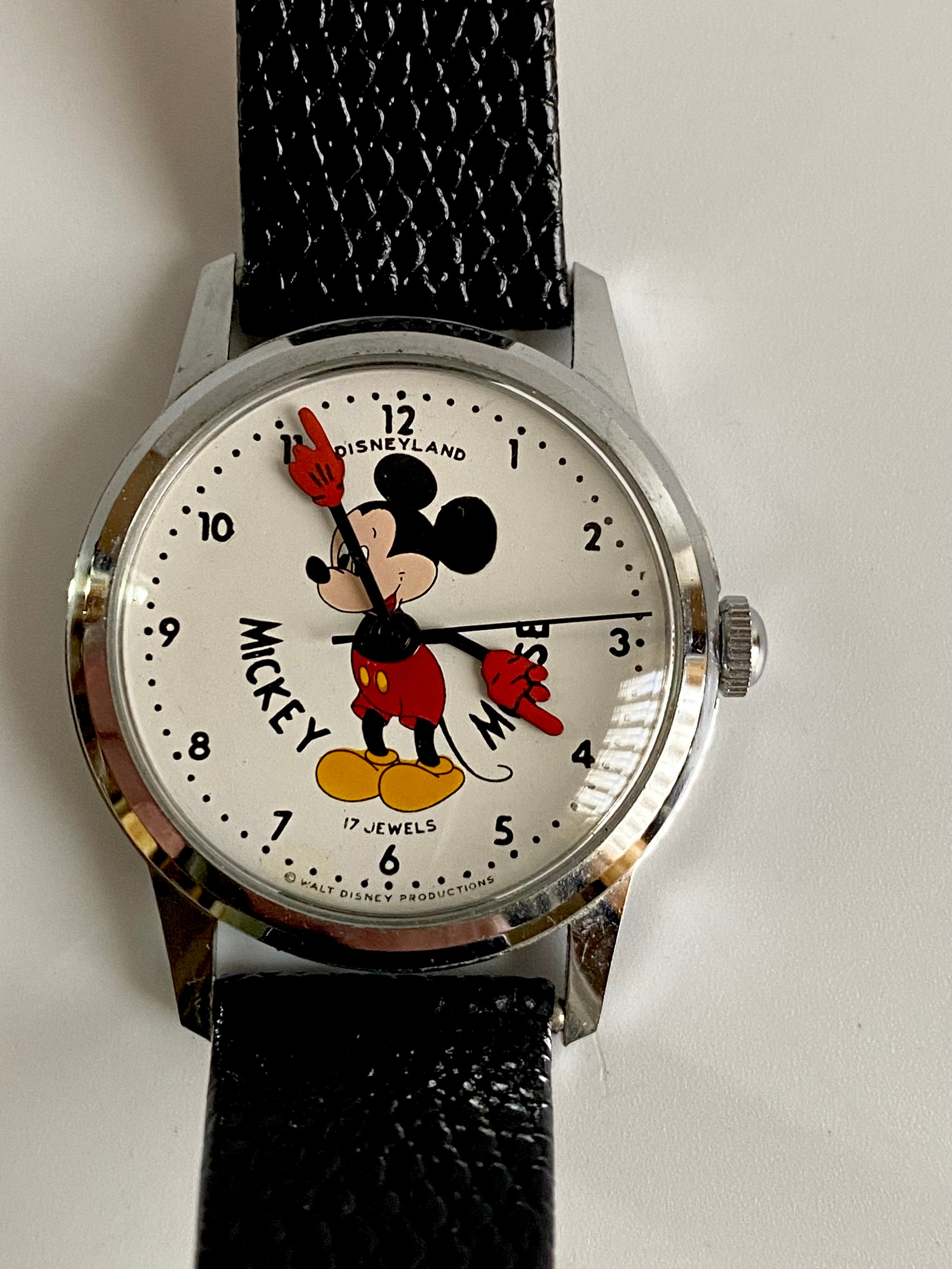 Disneyland Mickey Mouse Watch 17 Jewel Mechanical Walt Disney
