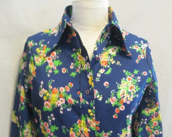 Vintage 70s  DISCO Era SHIRT Blouse Top FLORAL Print Polyester  Bust 40"  Size: Medium / Large