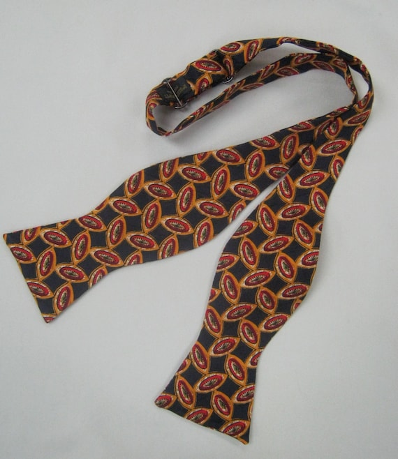 Vintage 70s  BOW TIE All SILK by Robert Talbot Un… - image 1